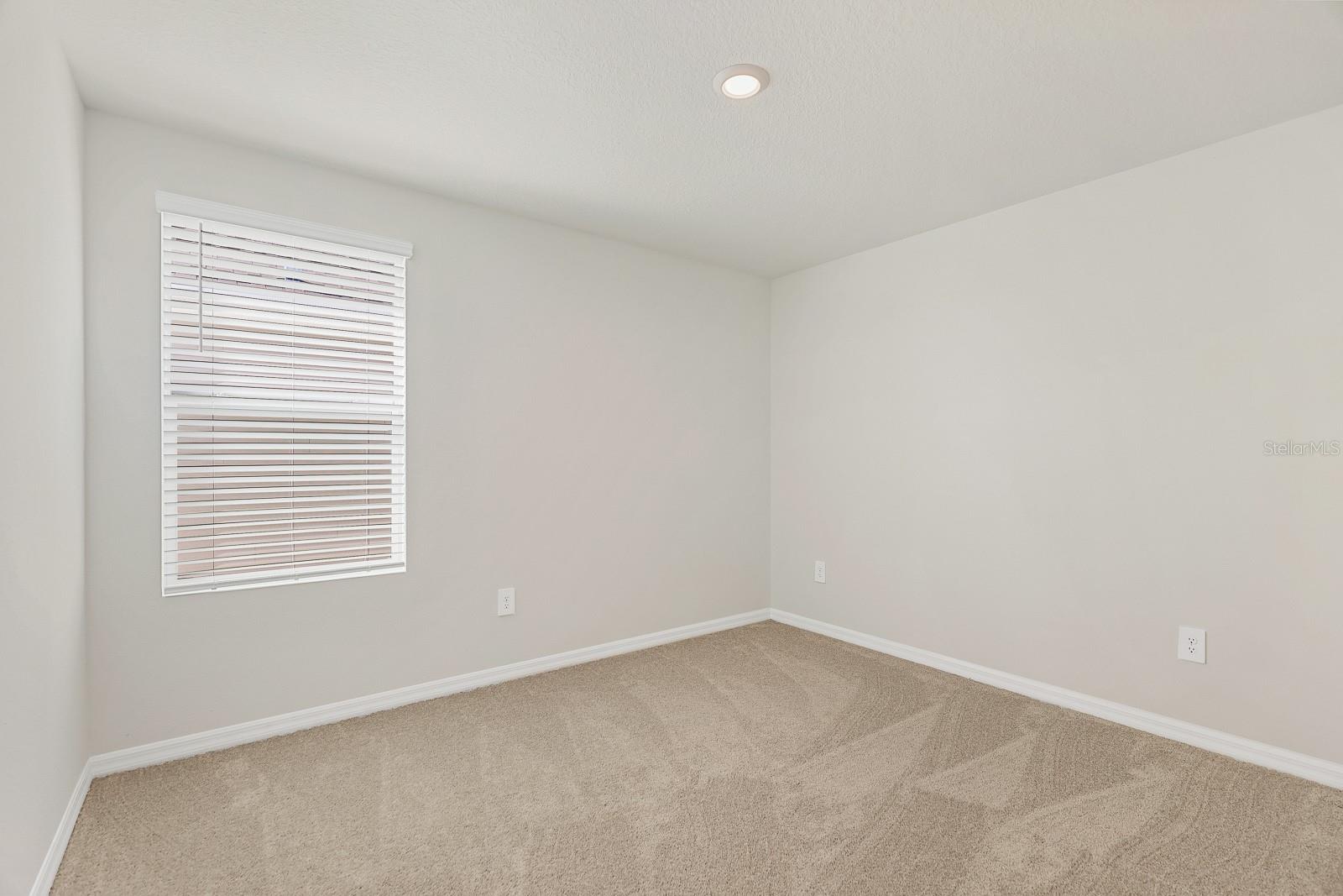 Image 22 of 28 For 10537 Sage Canyon Drive