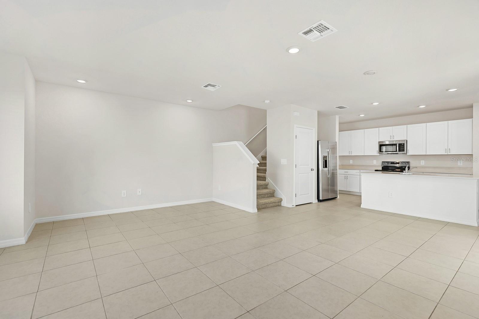 Image 6 of 28 For 10537 Sage Canyon Drive