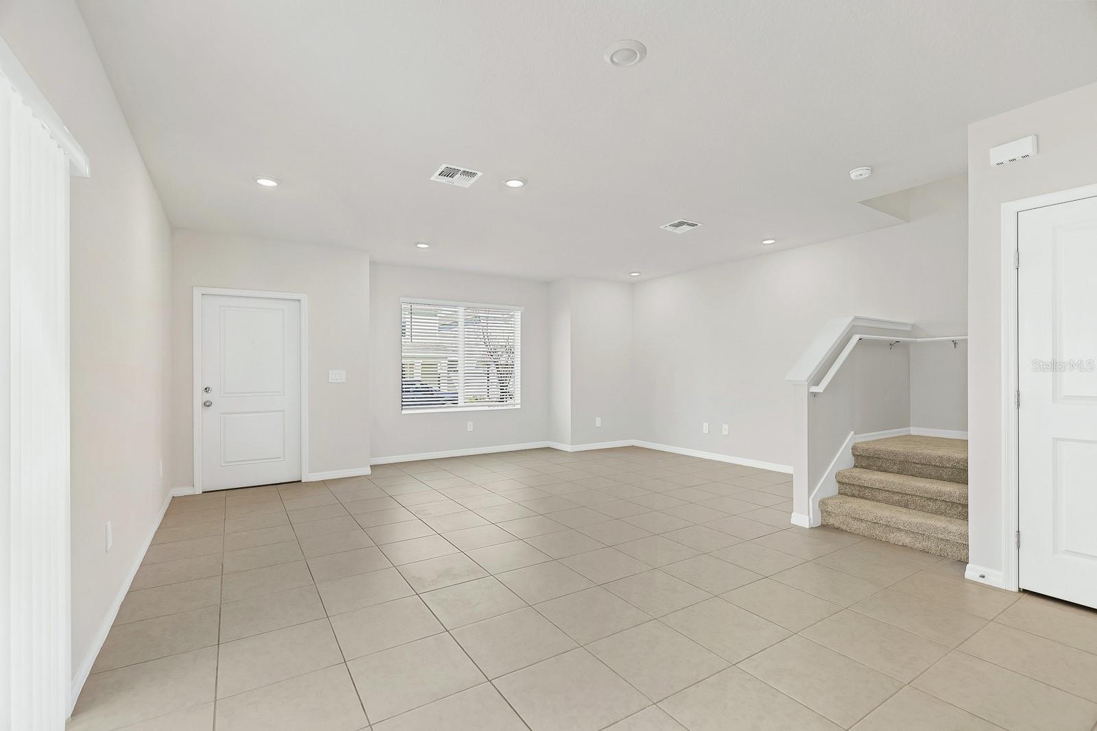 Image 8 of 28 For 10537 Sage Canyon Drive