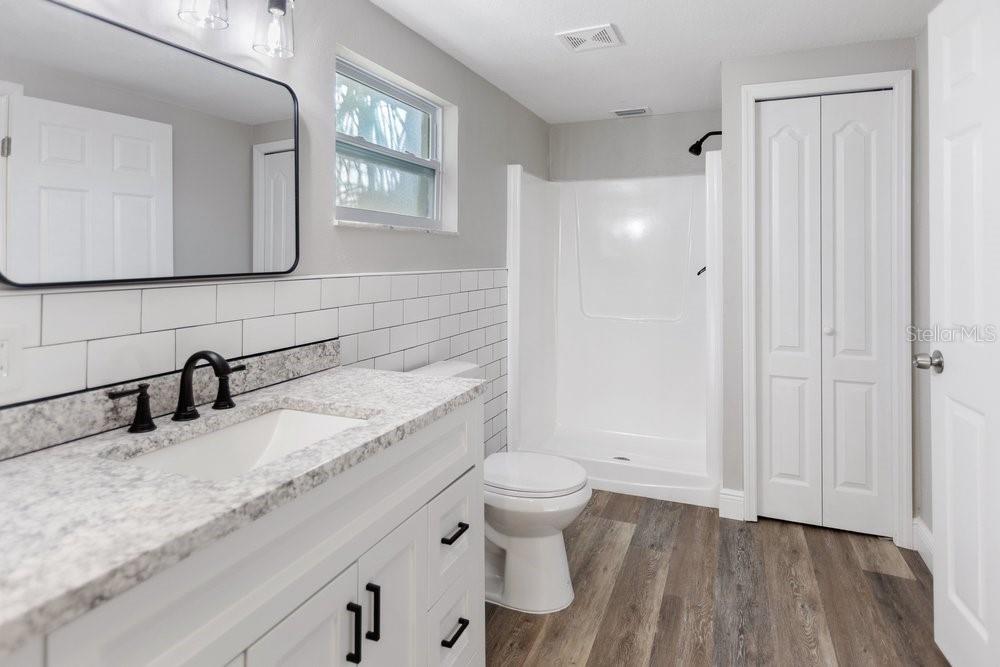 Listing photo id 19 for 7605 Fox Hollow Drive