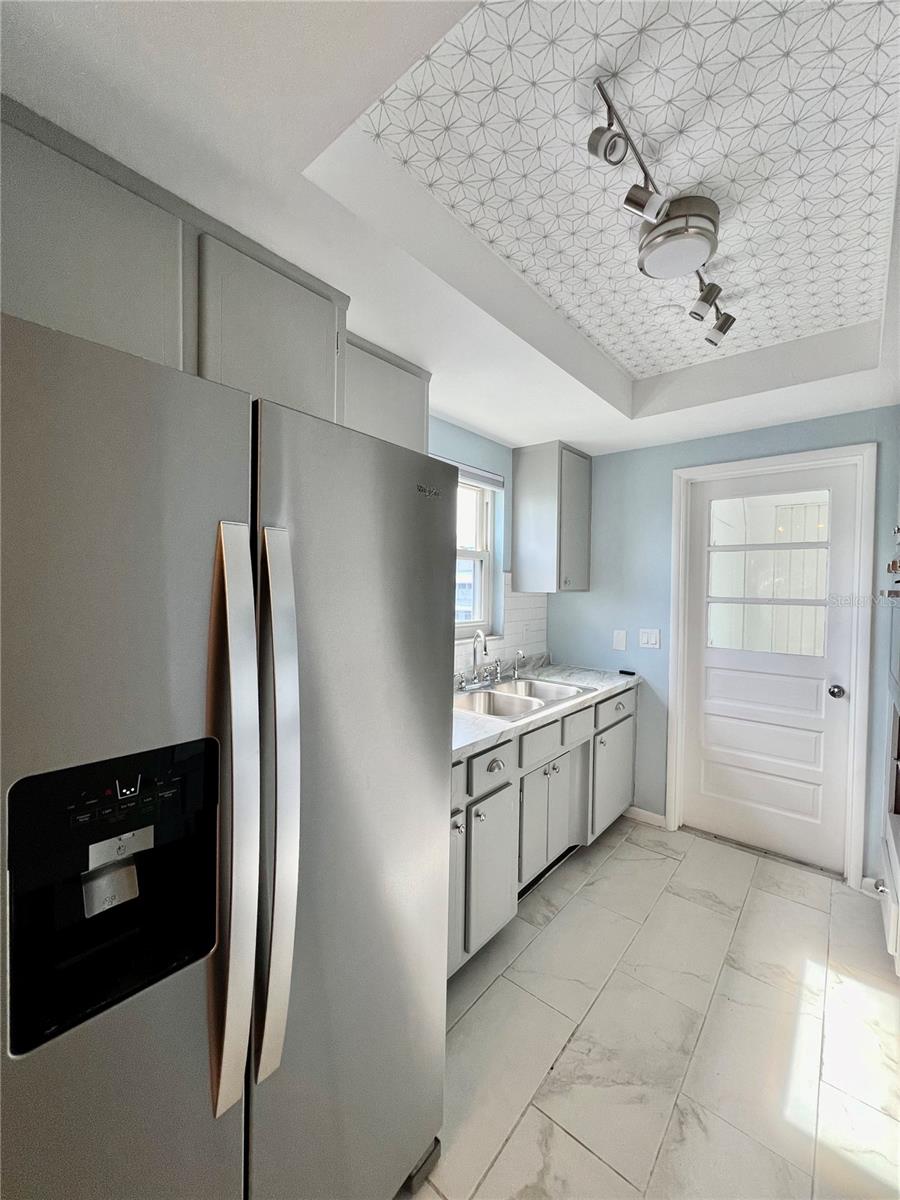 Image 10 of 24 For 5920 18th Street N 14