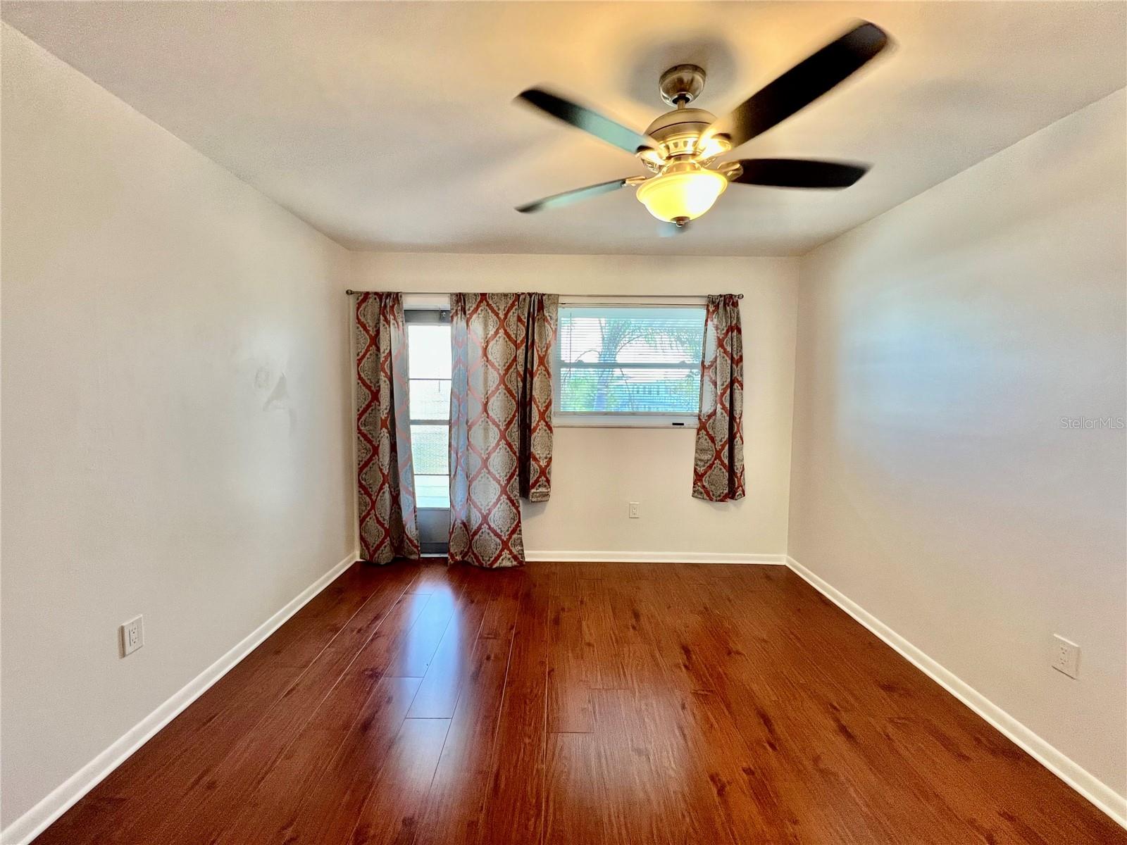 Image 19 of 24 For 5920 18th Street N 14