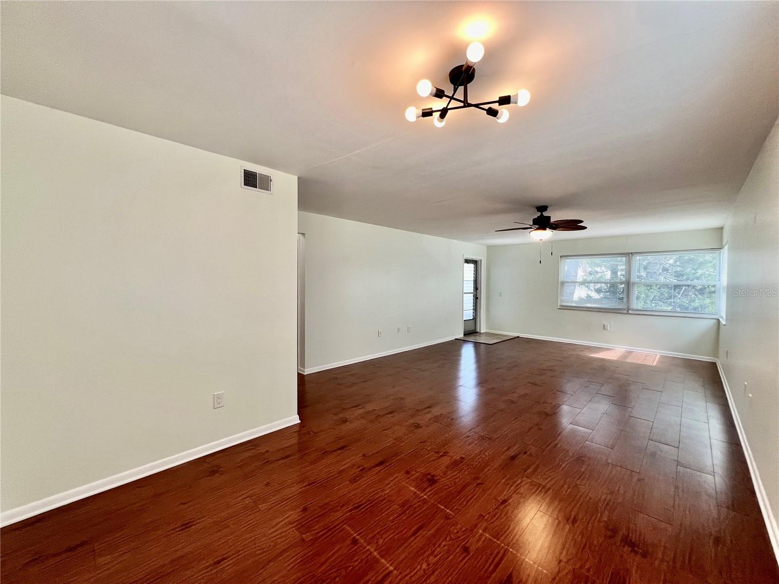 Image 8 of 24 For 5920 18th Street N 14