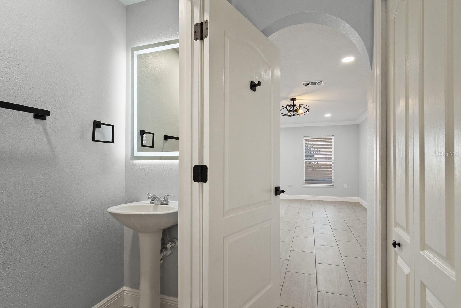 Image 14 of 35 For 4518 Ashburn Square Drive