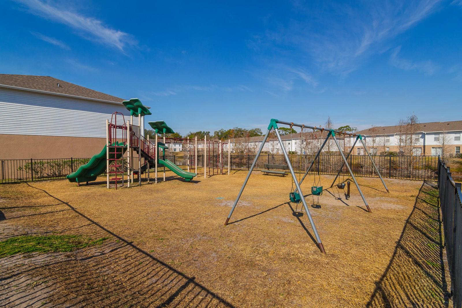 Image 33 of 35 For 4518 Ashburn Square Drive