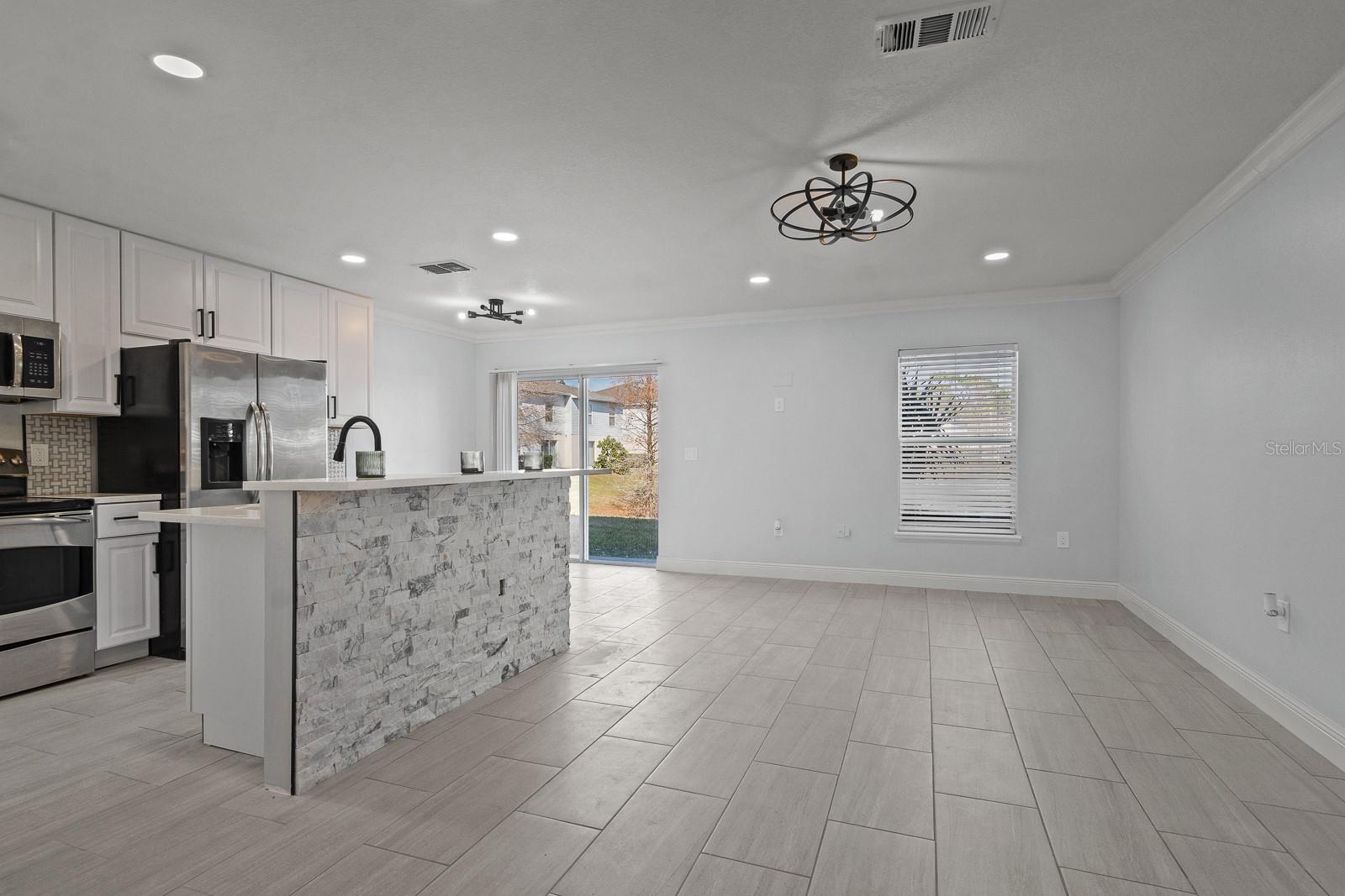 Image 4 of 35 For 4518 Ashburn Square Drive