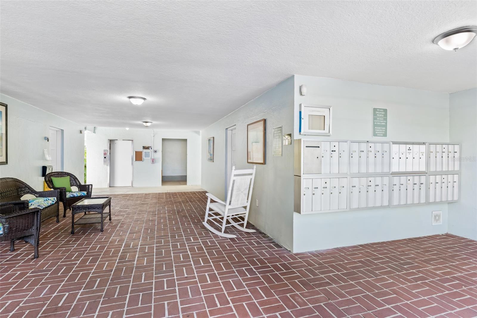 Image 47 of 55 For 701 Poinsettia Road 208