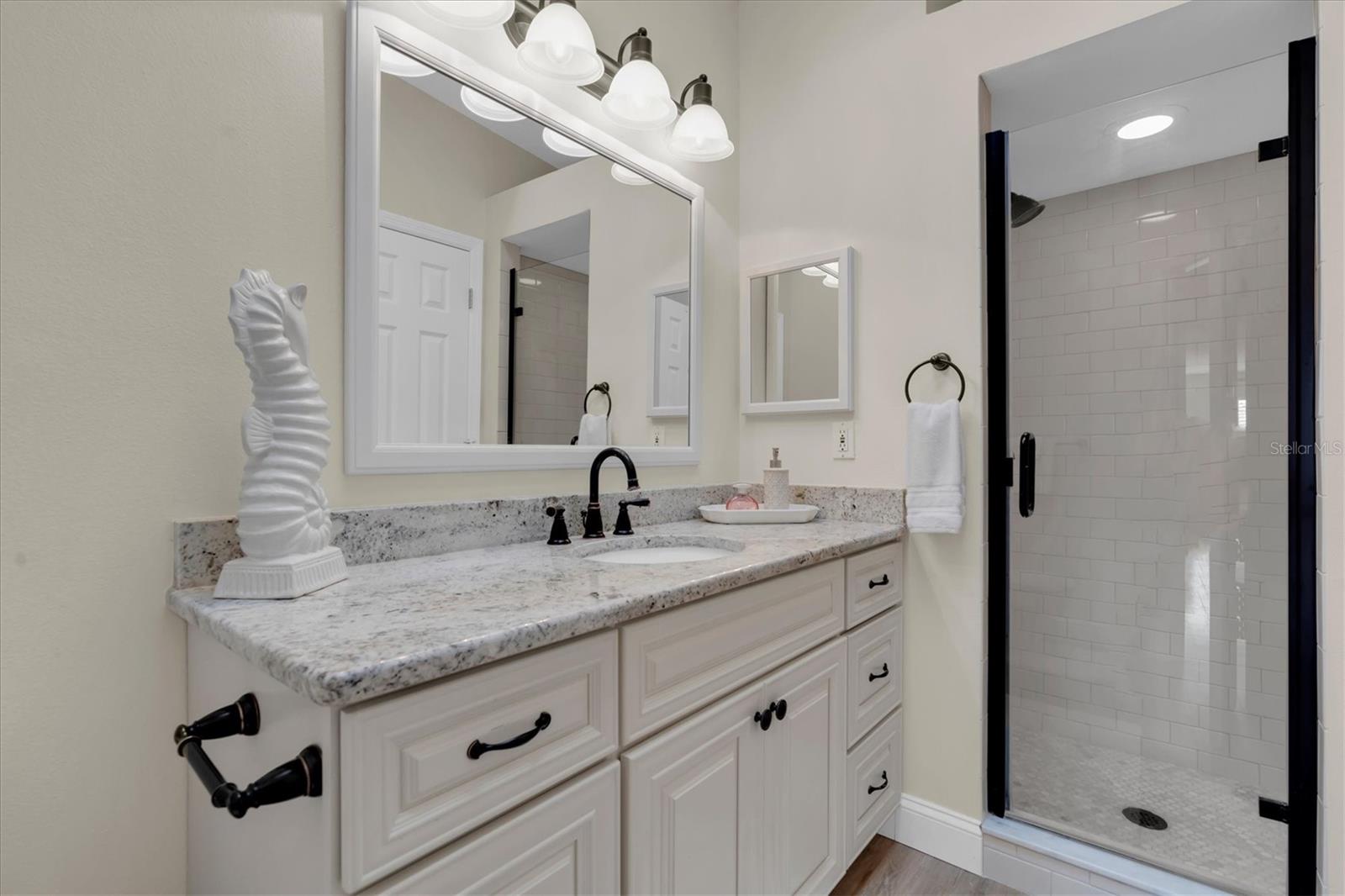 Image 19 of 52 For 641 Garland Circle