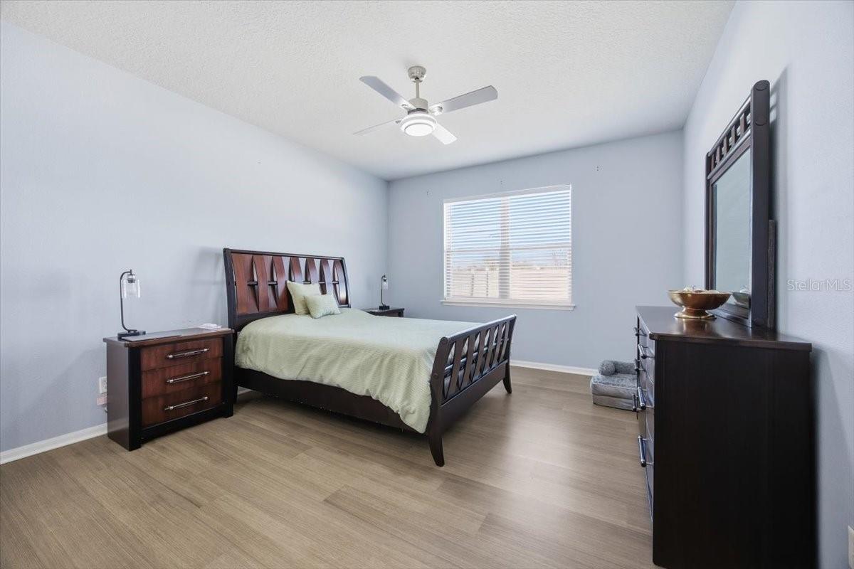 Image 19 of 28 For 5118 Claremont Court