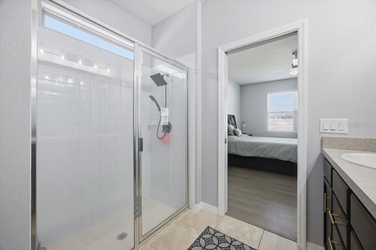 Image 22 of 28 For 5118 Claremont Court