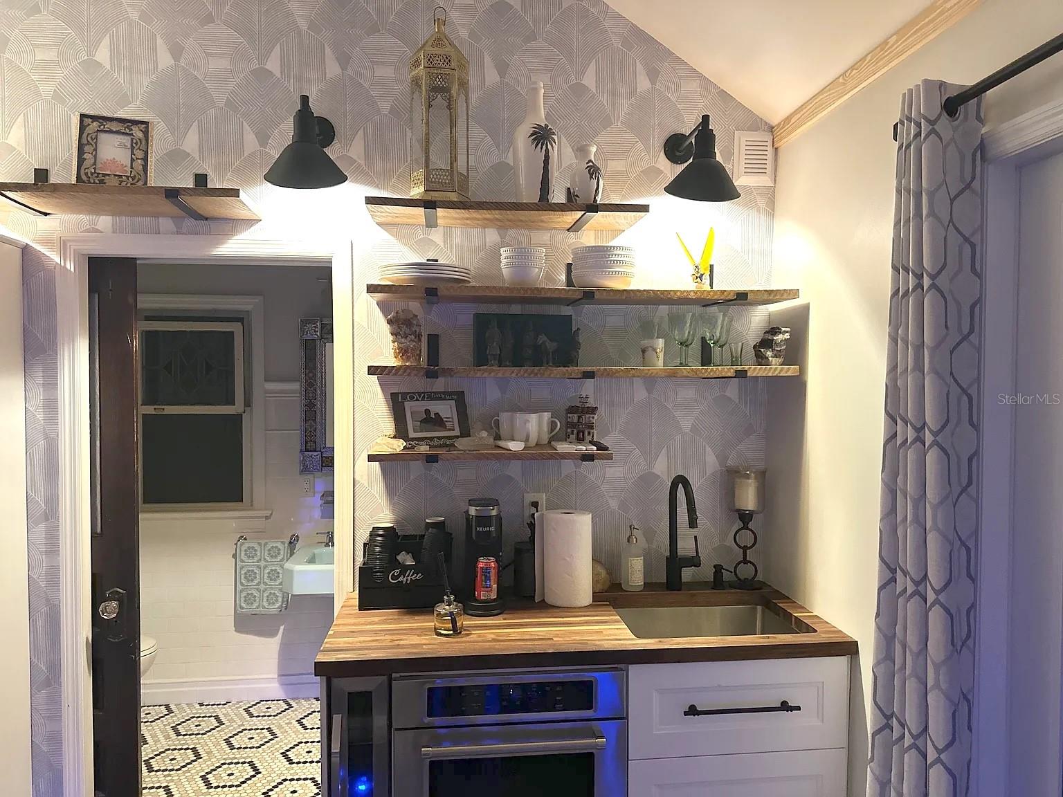 Image 22 of 26 For 2500 Burlington Avenue N