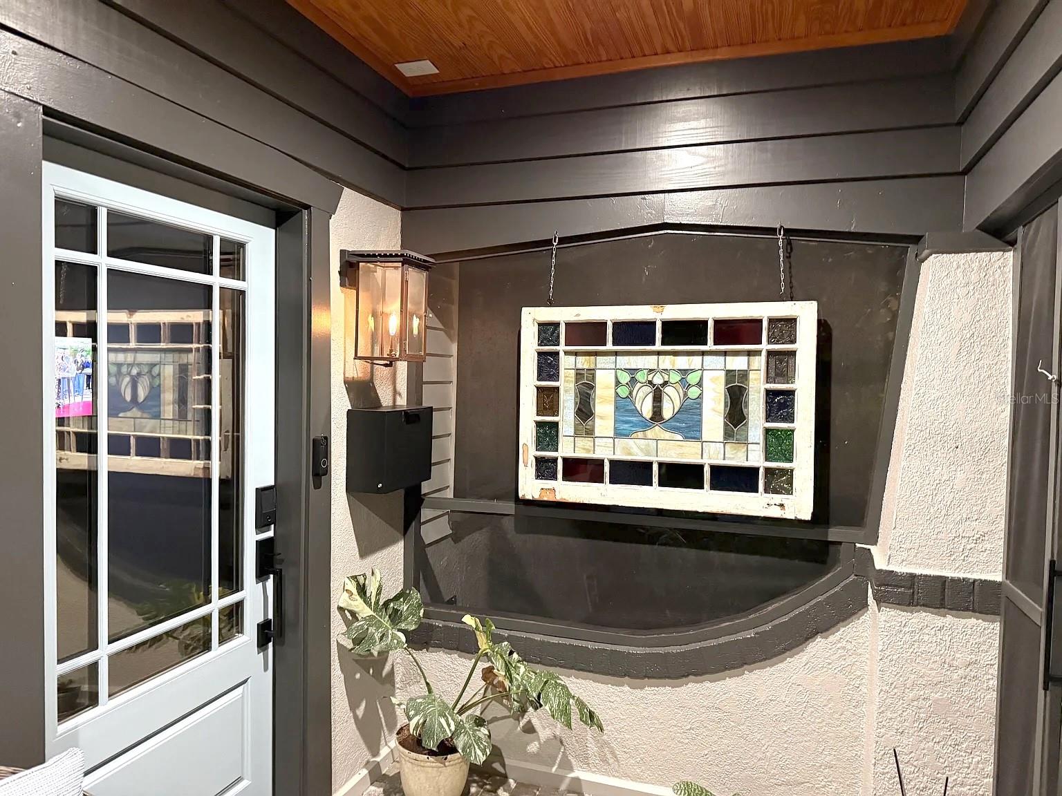 Image 3 of 26 For 2500 Burlington Avenue N