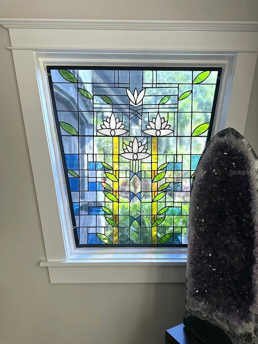 Image 9 of 26 For 2500 Burlington Avenue N