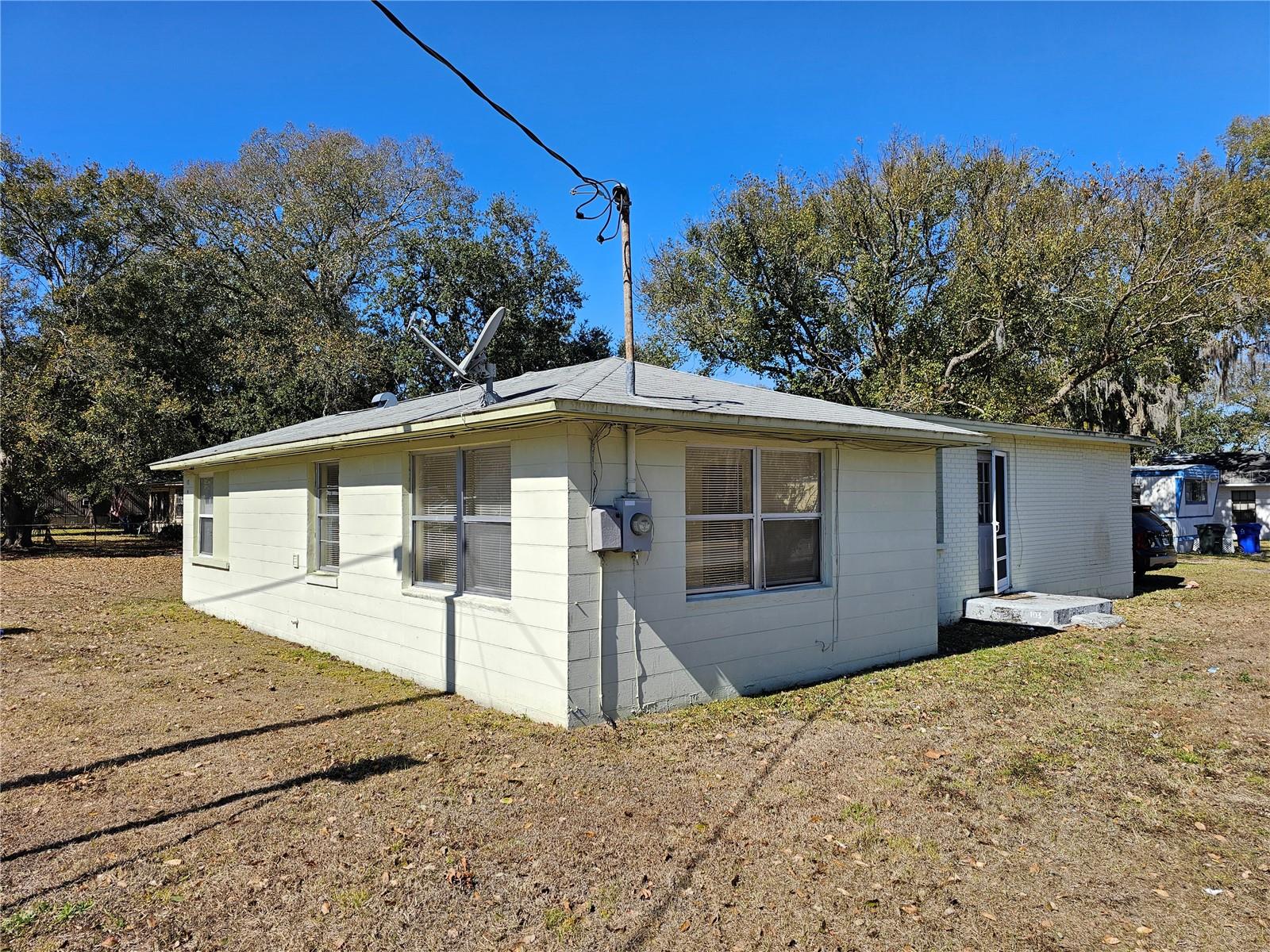 Image 14 of 17 For 103 Carver Street