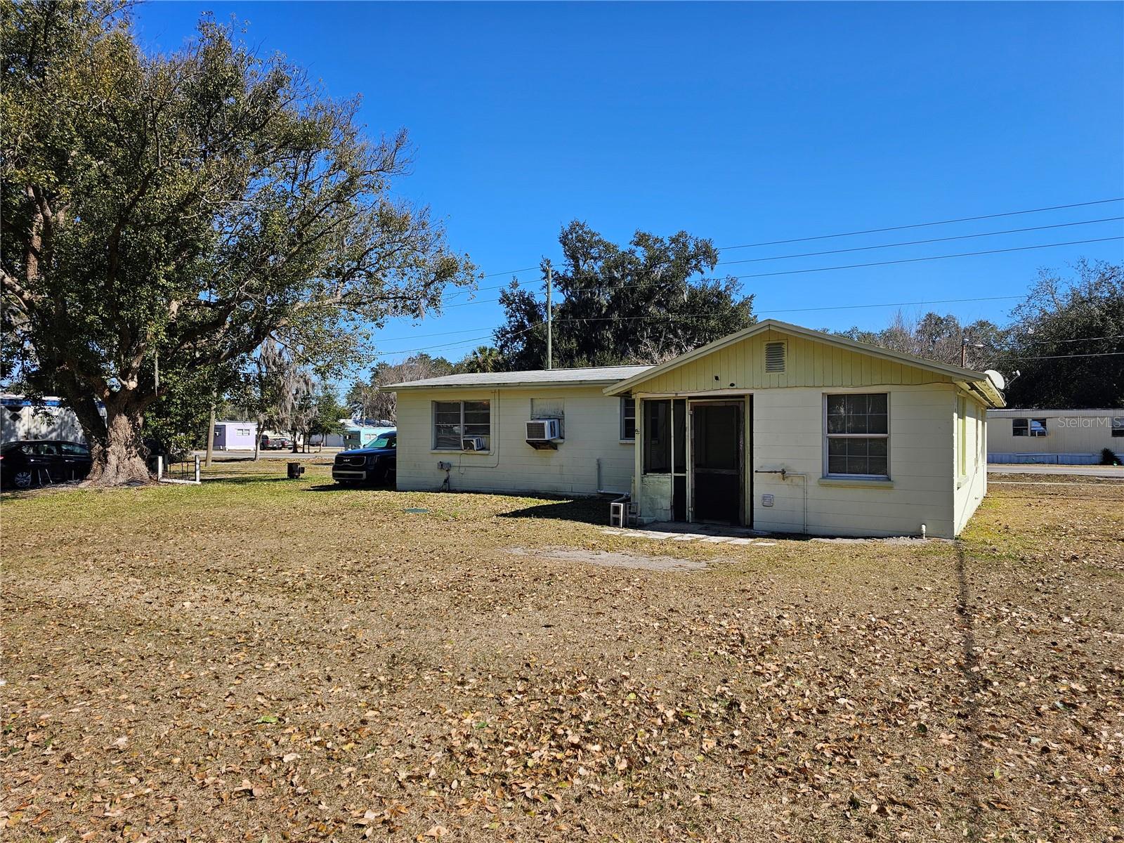 Image 16 of 17 For 103 Carver Street