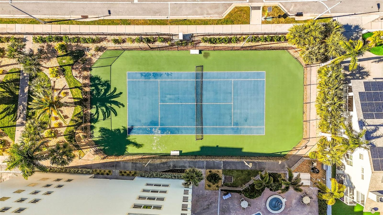 Listing photo id 58 for 17717 Gulf Boulevard 401