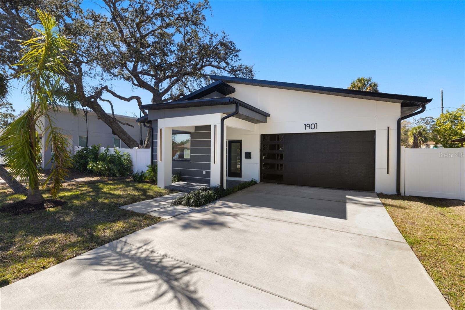 Image 27 of 27 For 1901 43rd Street S