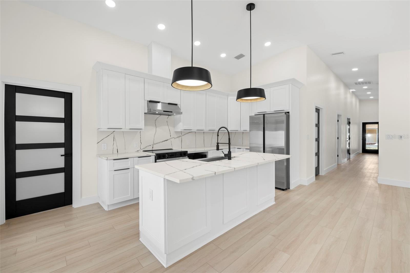 Image 8 of 27 For 1901 43rd Street S