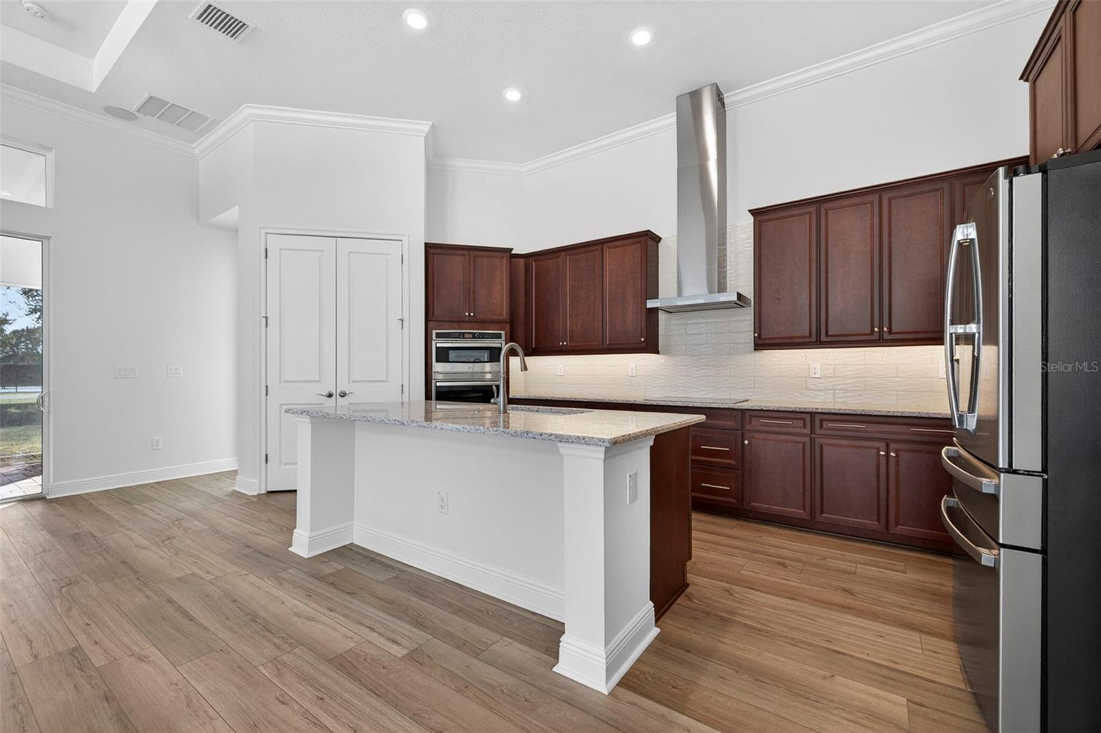 Image 11 of 47 For 14174 Thoroughbred Drive