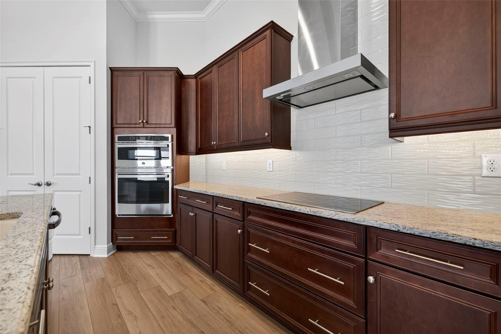 Image 15 of 47 For 14174 Thoroughbred Drive