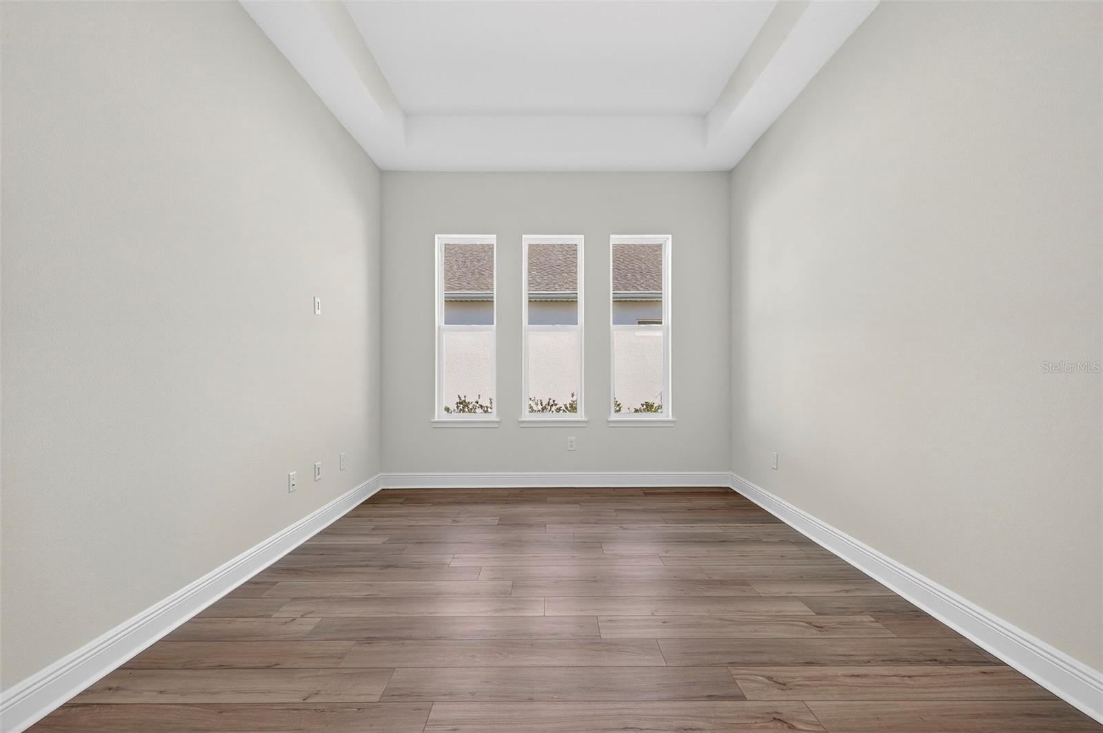 Image 24 of 47 For 14174 Thoroughbred Drive