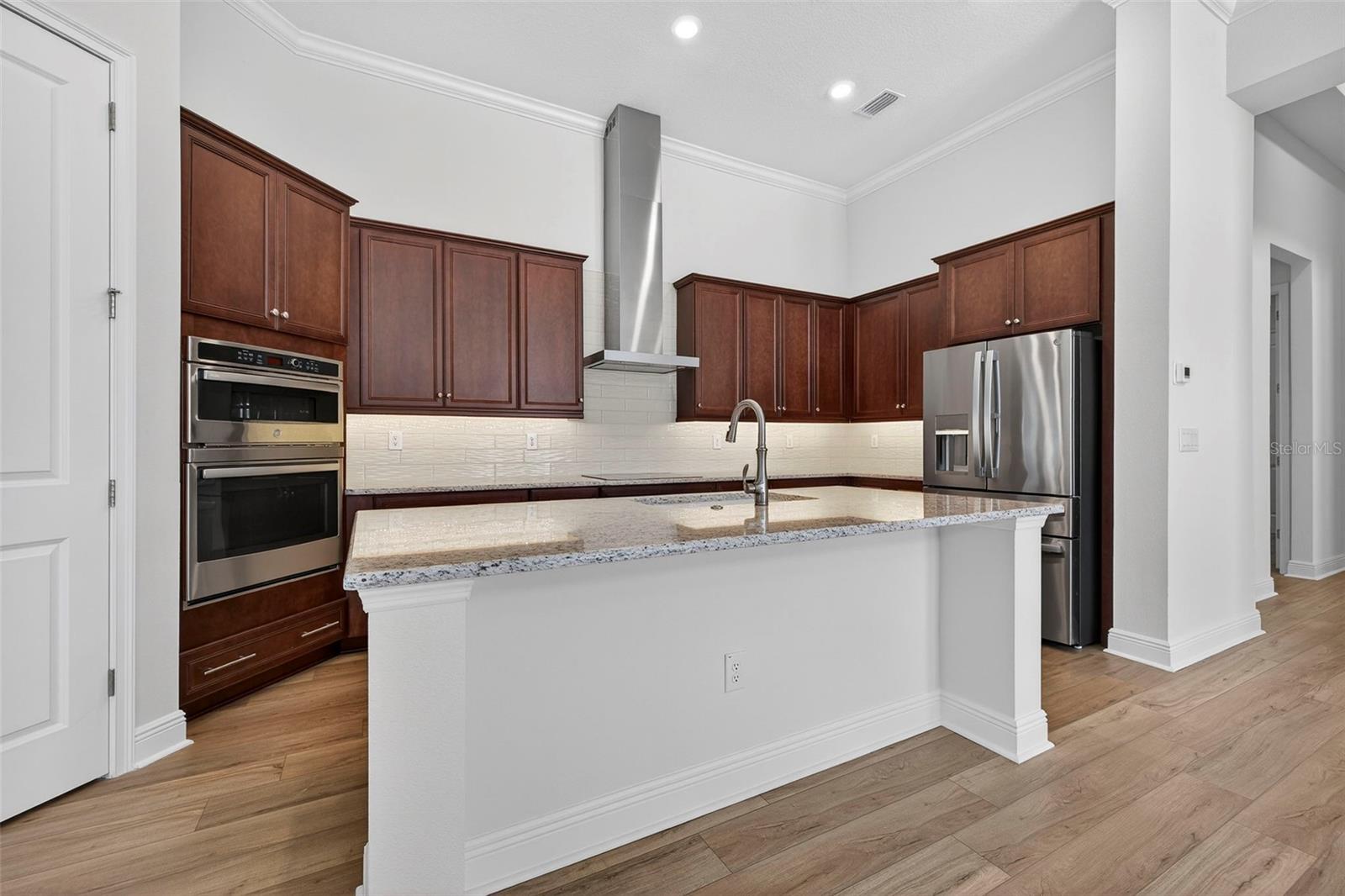 Image 9 of 47 For 14174 Thoroughbred Drive