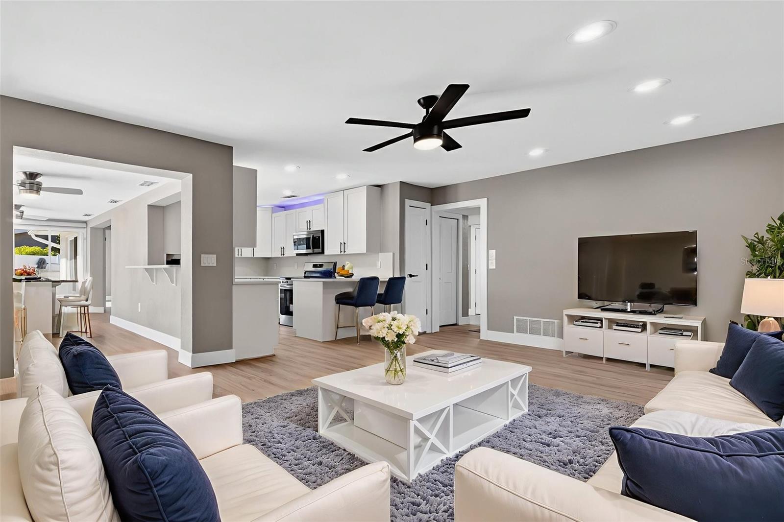 Image 27 of 63 For 2161 Wateroak Drive N