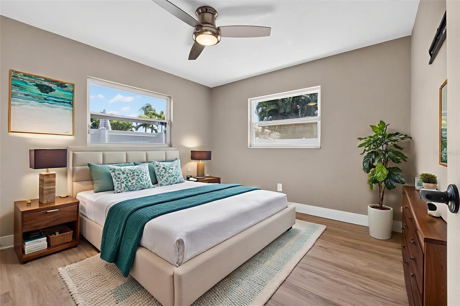 Image 44 of 63 For 2161 Wateroak Drive N