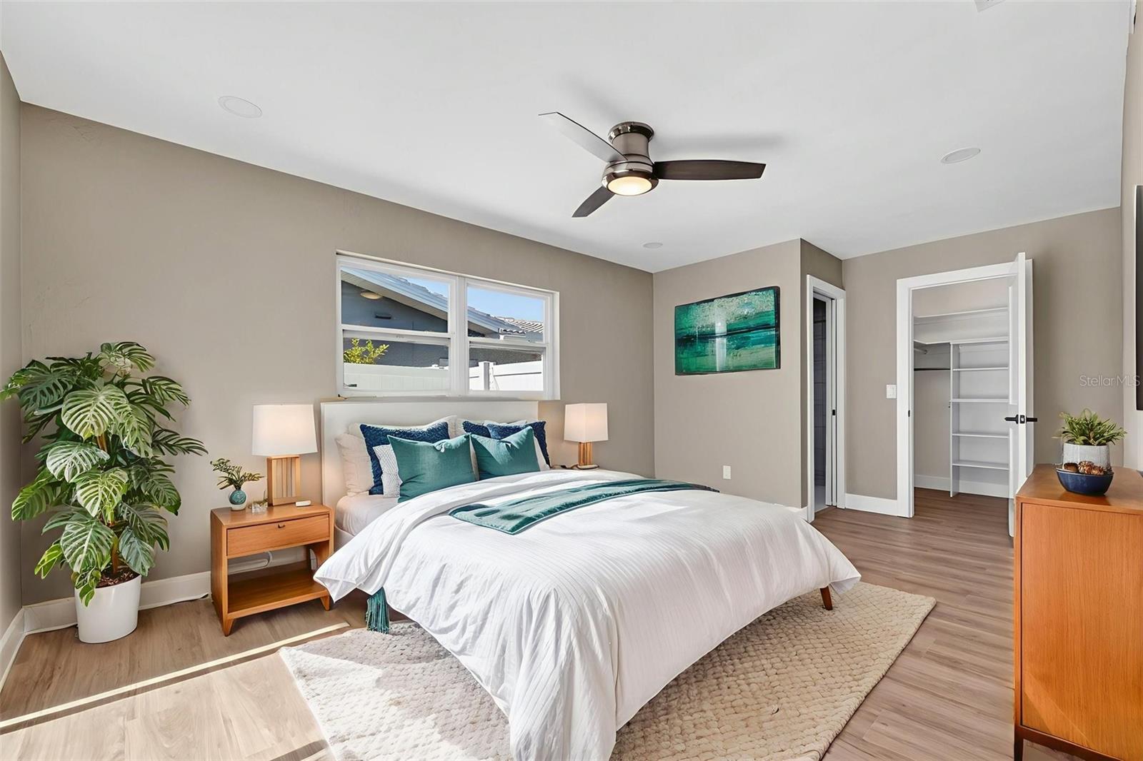 Image 45 of 63 For 2161 Wateroak Drive N