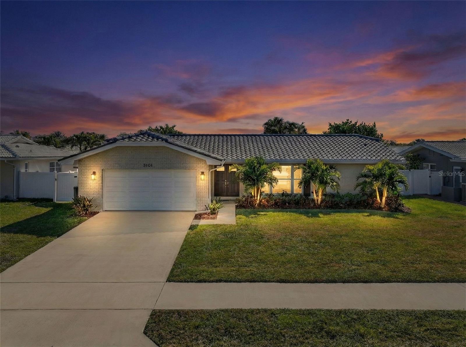 Image 63 of 63 For 2161 Wateroak Drive N