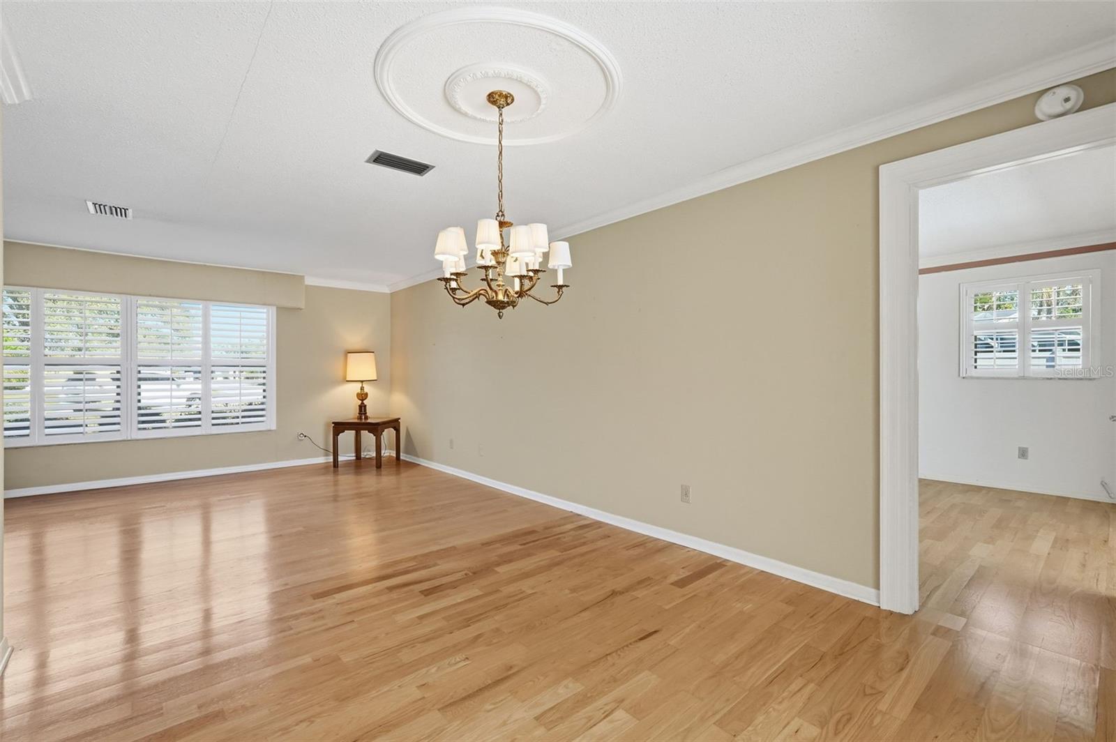 Image 17 of 49 For 13442 105th Avenue