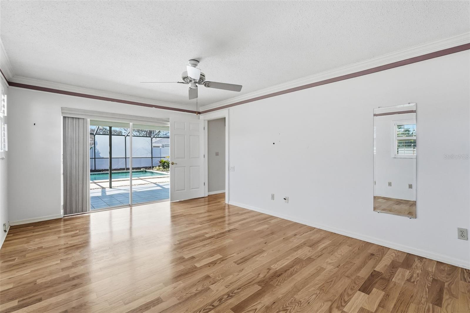 Image 23 of 49 For 13442 105th Avenue