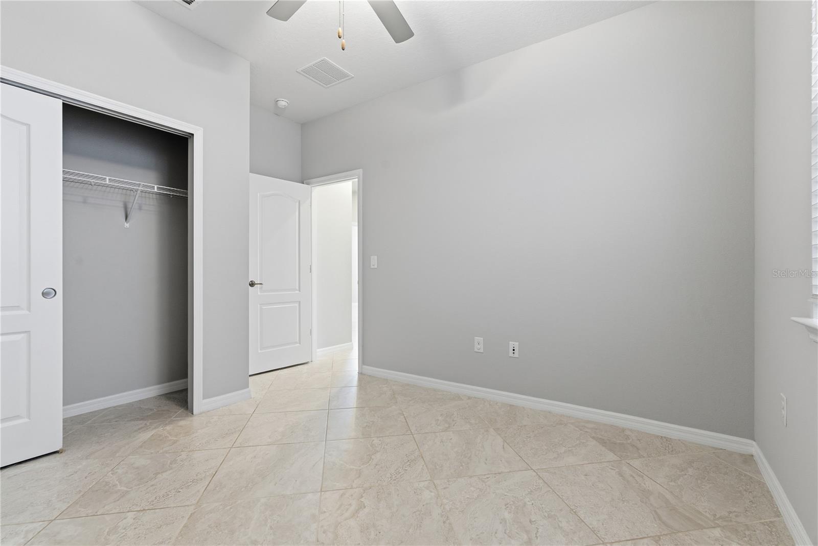 Listing photo id 29 for 9539 Ibis Grove Boulevard