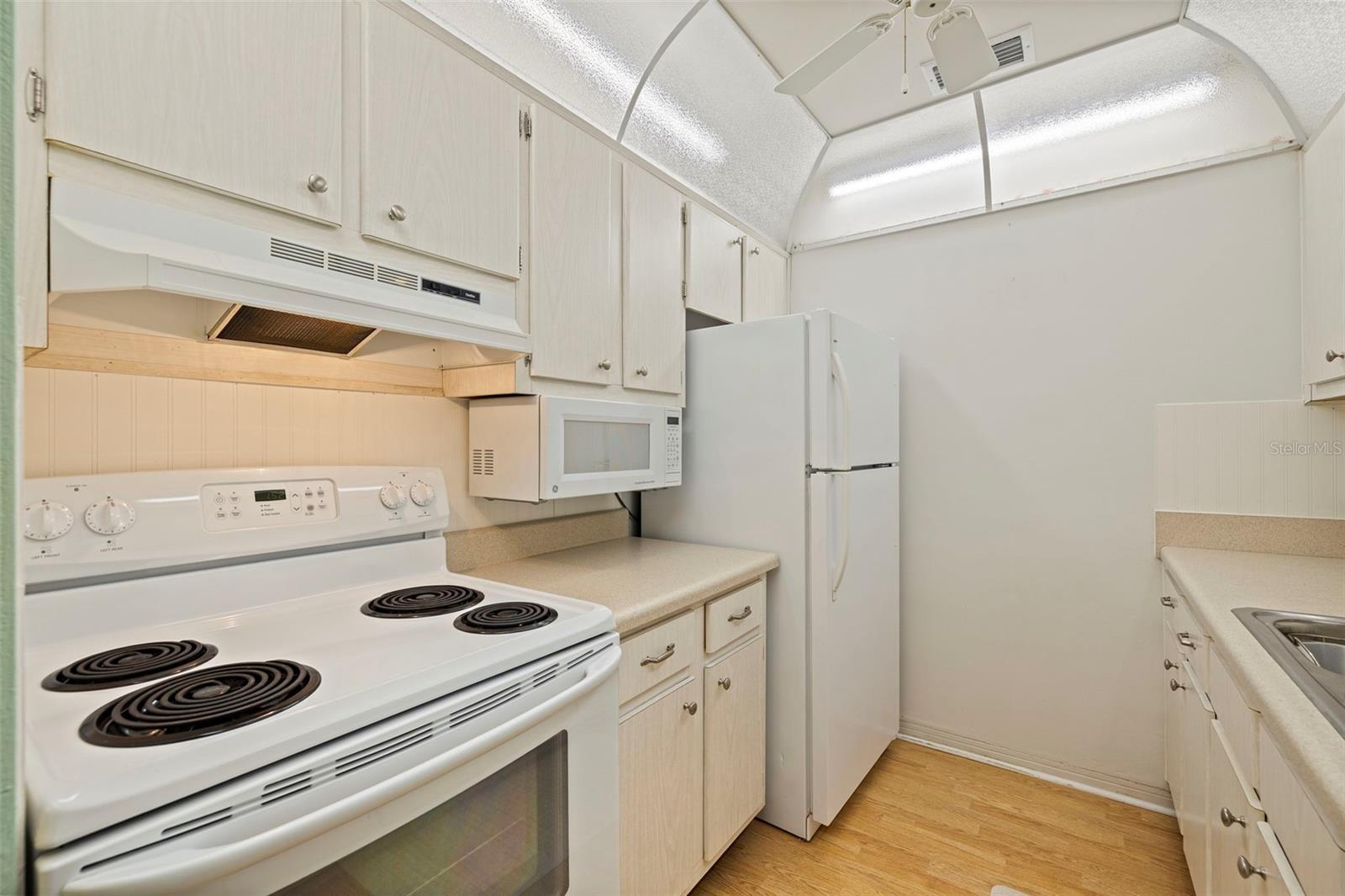 Image 14 of 31 For 8221 112th Street 203