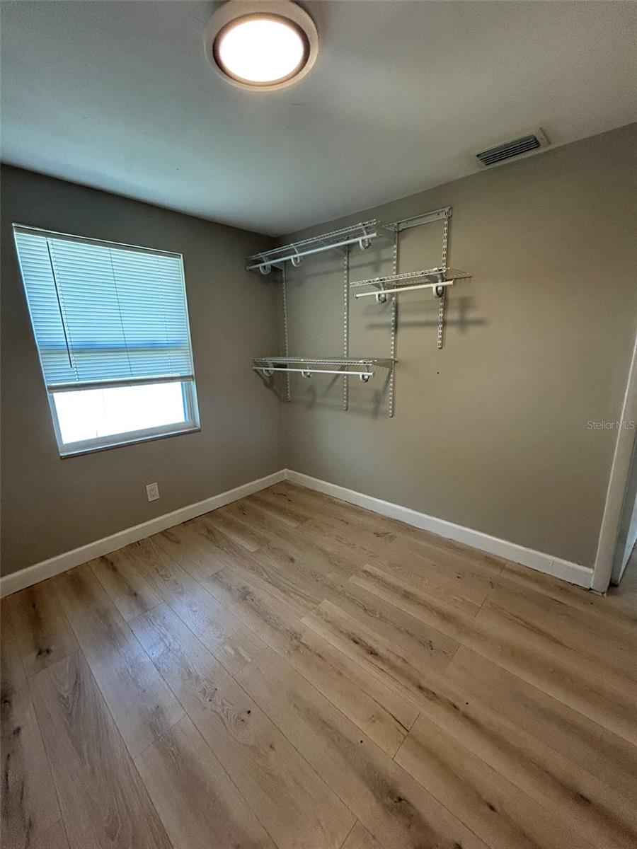 Image 8 of 12 For 626 29th Avenue S