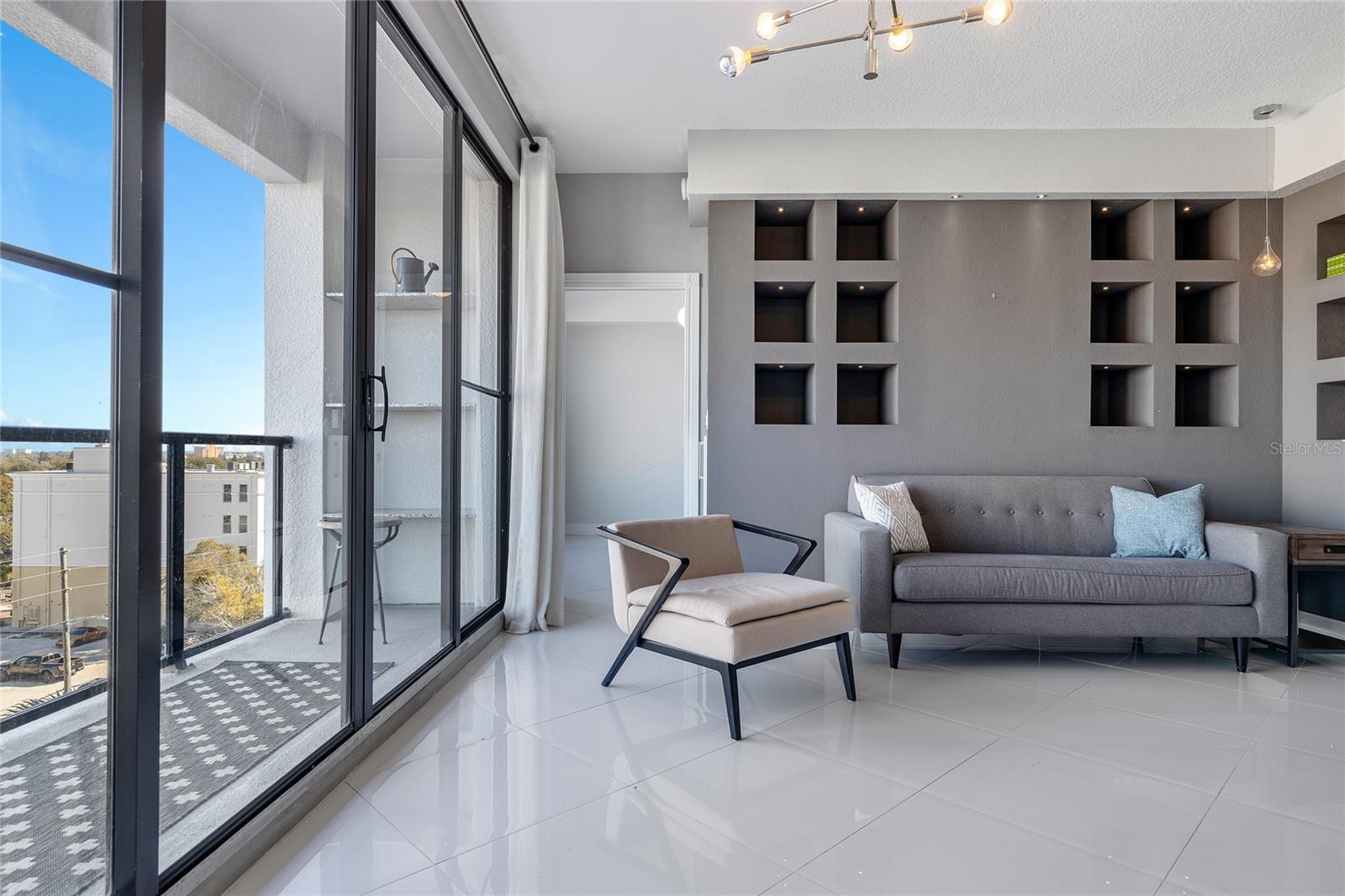 Image 7 of 36 For 226 5th Avenue N 601