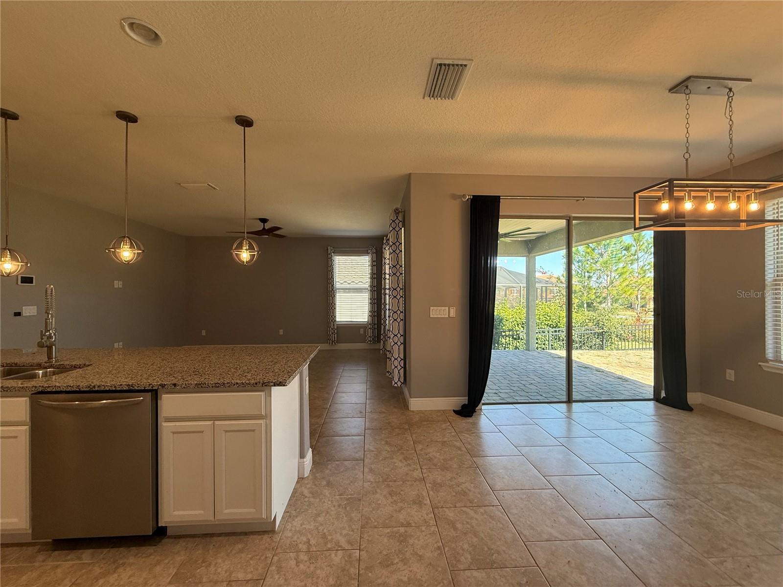 Image 6 of 18 For 4231 Prima Lago Drive