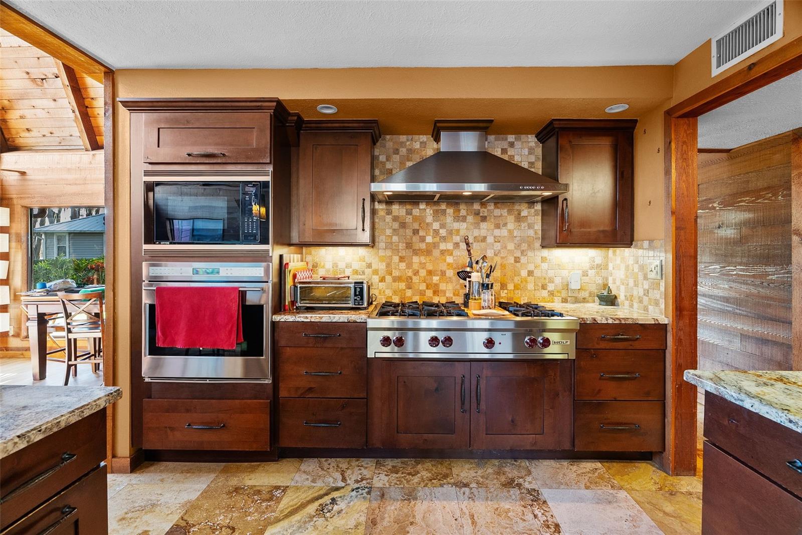 Image 24 of 66 For 19220 Lake Allen Road