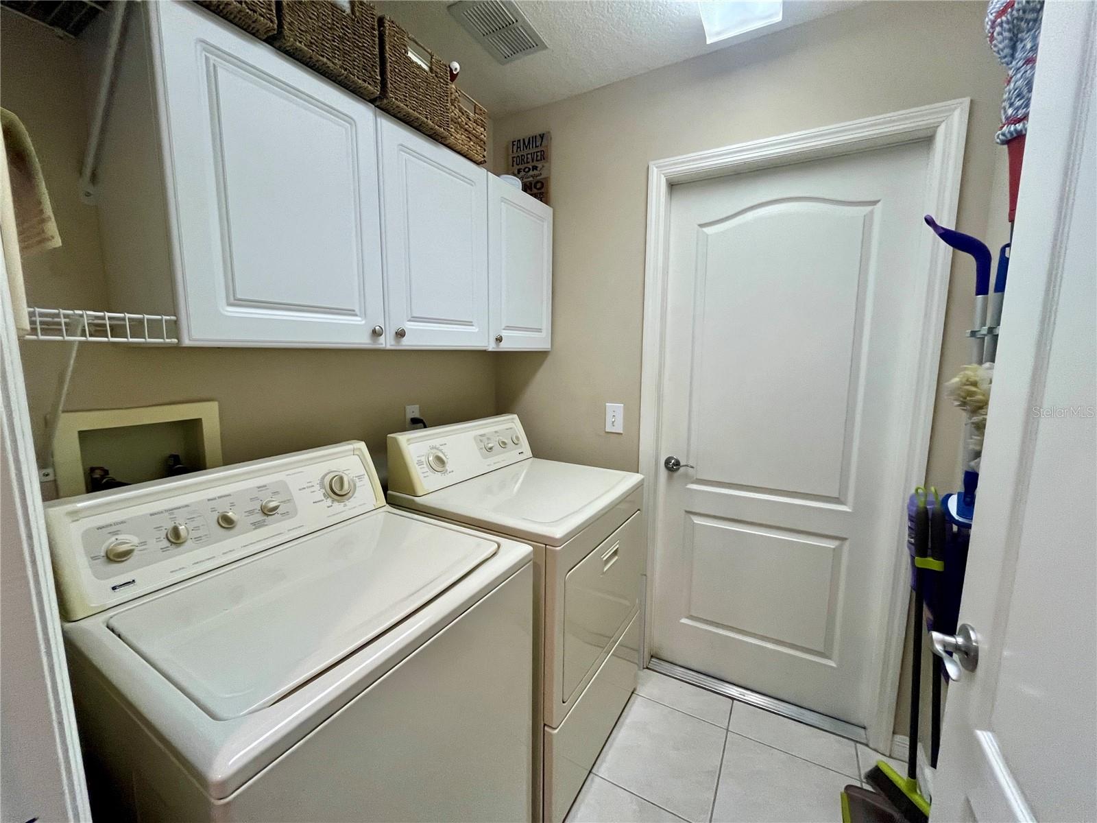 Image 13 of 23 For 6040 Sandhill Ridge Drive