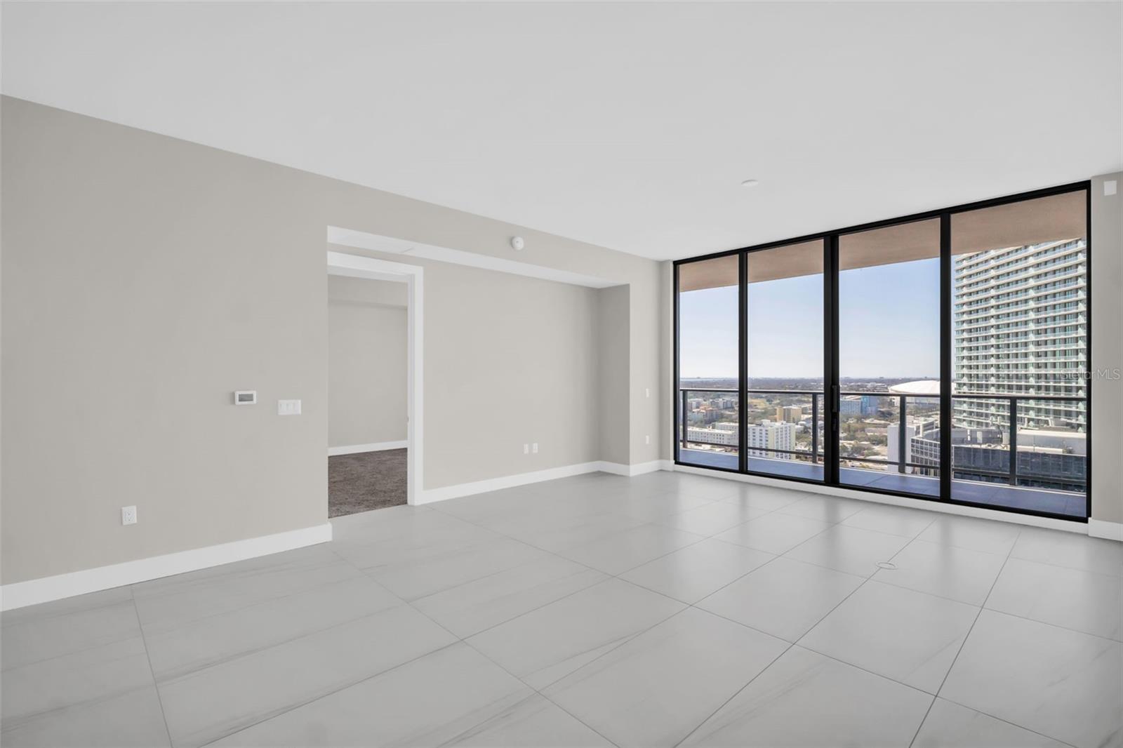 Image 13 of 94 For 275 1st Avenue S 2708