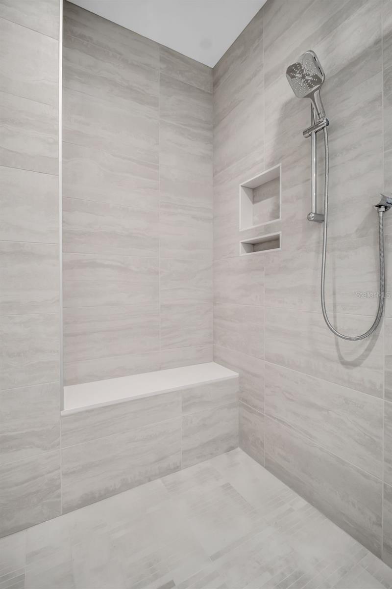 Image 35 of 94 For 275 1st Avenue S 2708