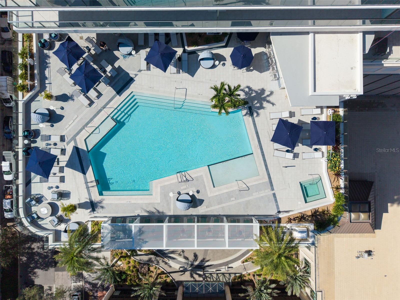 Image 49 of 94 For 275 1st Avenue S 2708