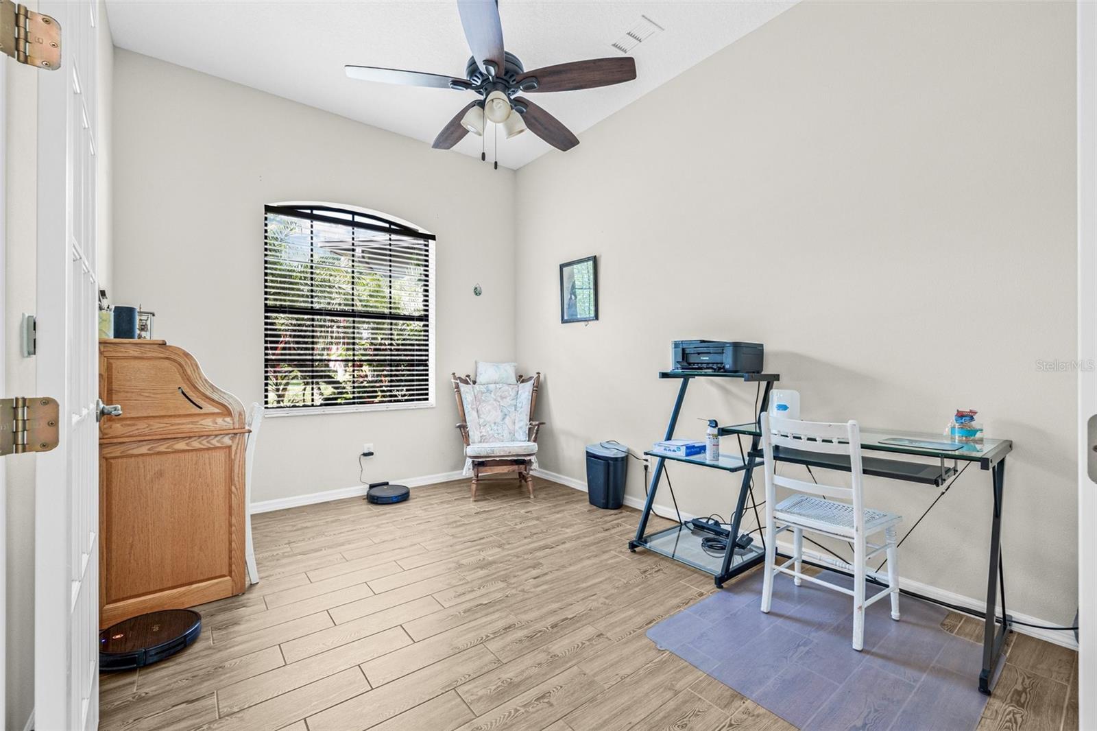 Image 5 of 46 For 15420 27th Court E