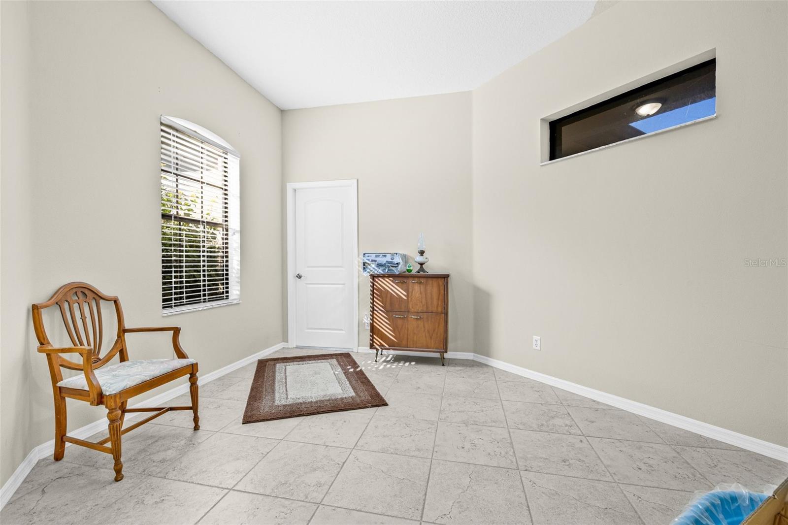 Image 6 of 46 For 15420 27th Court E