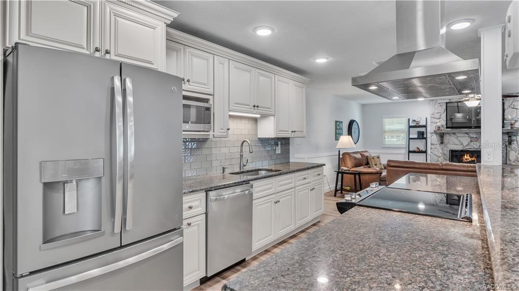 Image 10 of 69 For 11308 Amerindian Court