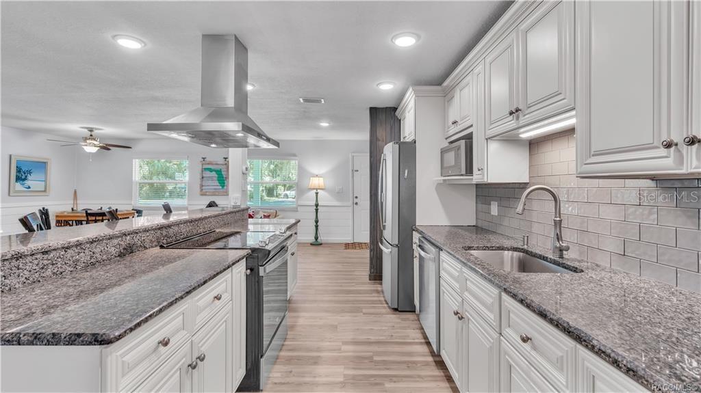 Image 13 of 69 For 11308 Amerindian Court