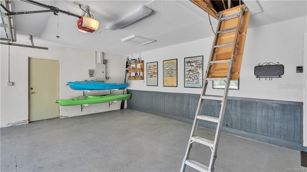 Image 44 of 69 For 11308 Amerindian Court