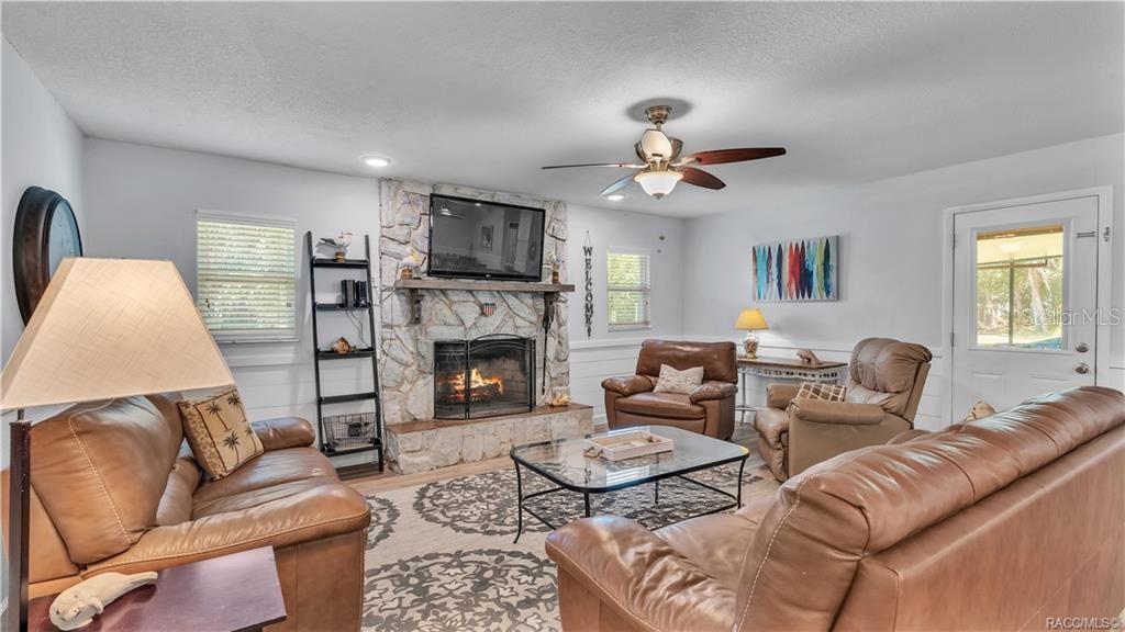 Image 7 of 69 For 11308 Amerindian Court