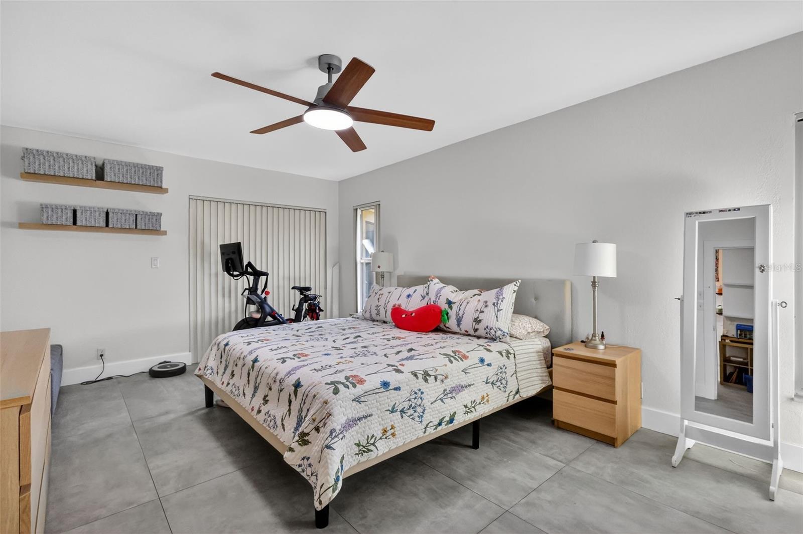 Image 20 of 36 For 1230 22nd Avenue