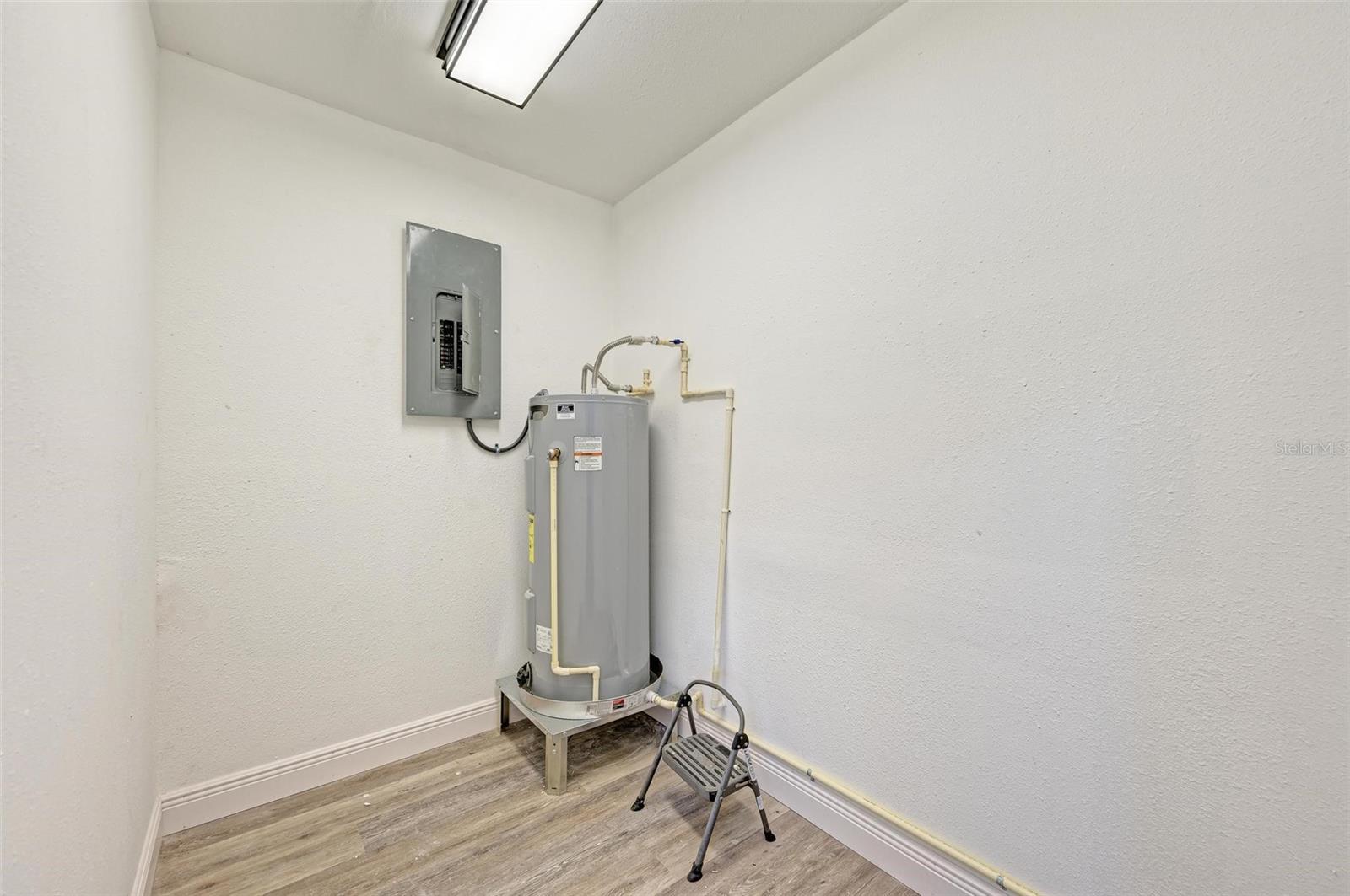 Image 15 of 27 For 6703 30th Street